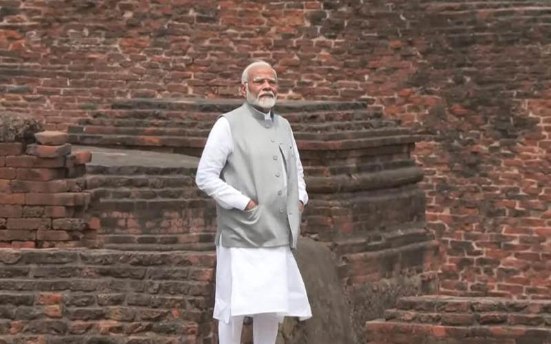 نالندہ یونیورسٹی کے کیمپس میں اقلیتی و پارلیمانی امور کے وزراء اور افسران کی شرکت