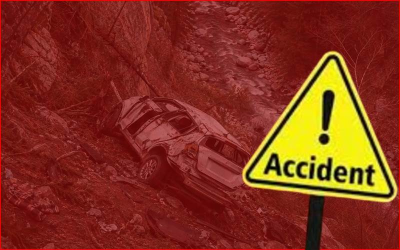  پہلگام میں المناک حادثہ: سیاحوں کی کارگری گہری کھائی میں ،شوہر -بیوی کی دردناک موت