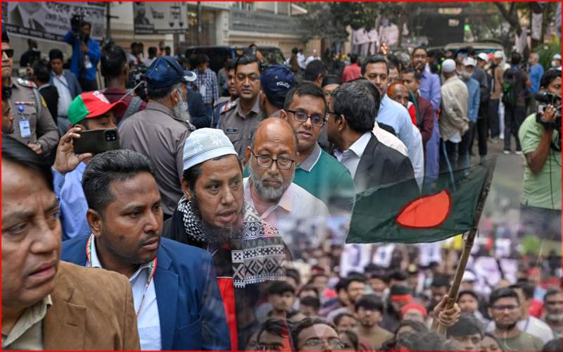  بنگلہ دیش انتخابات: دھاندلی اور تشدد کے الزامات، رات کے اندھیرے میں ووٹنگ کا دعویٰ