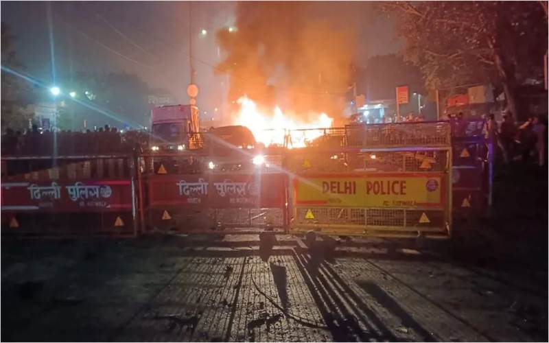 دہلی دھماکہ معاملہ:میٹرو اسٹیشن کے تمام گیٹ دوبارہ کھول دیے گئے،جائے وقوعہ سے 9 ایم ایم کا کارتوس برآمد