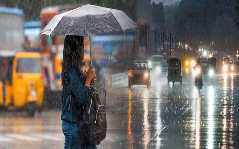 دہلی اور آس پاس کے علاقوں میں صبح سویرے تیز ہواؤں کے ساتھ بارش، الرٹ جاری