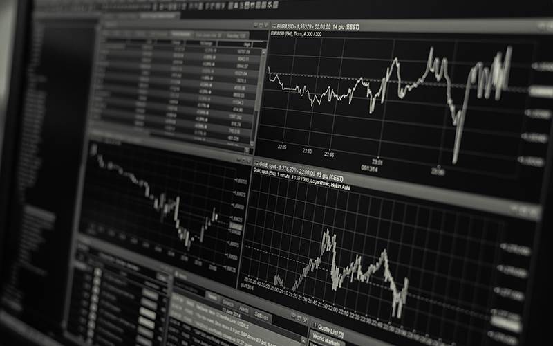 سینسیکس اور نفٹی دونوں دباؤ میں، مارکیٹ کریش سے سرمایہ کار پریشان