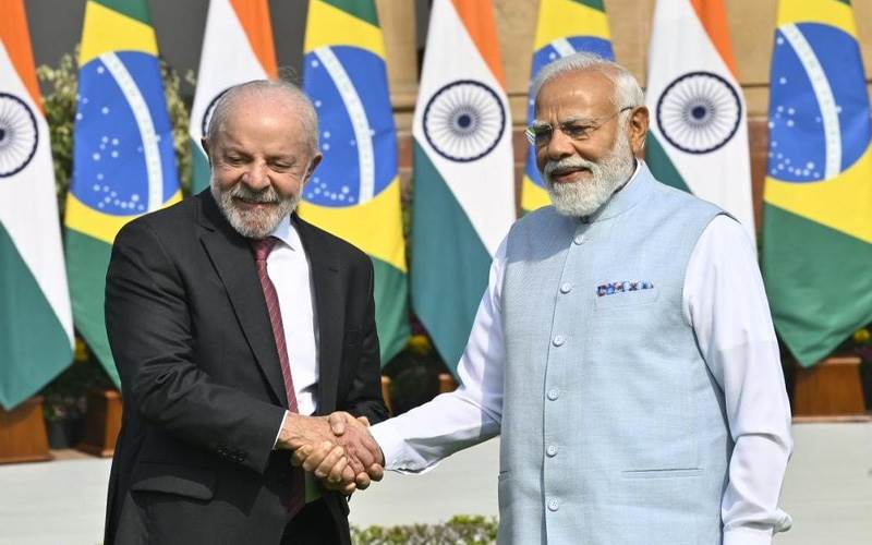 وزیر اعظم نریندر مودی کی برازیل کے صدر سے دو طرفہ بات چیت