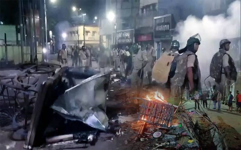 کٹک تشدد: کرفیو اور پولیس کی بھاری نفری تعینات، جانیے کیسے ہوا تنازع؟