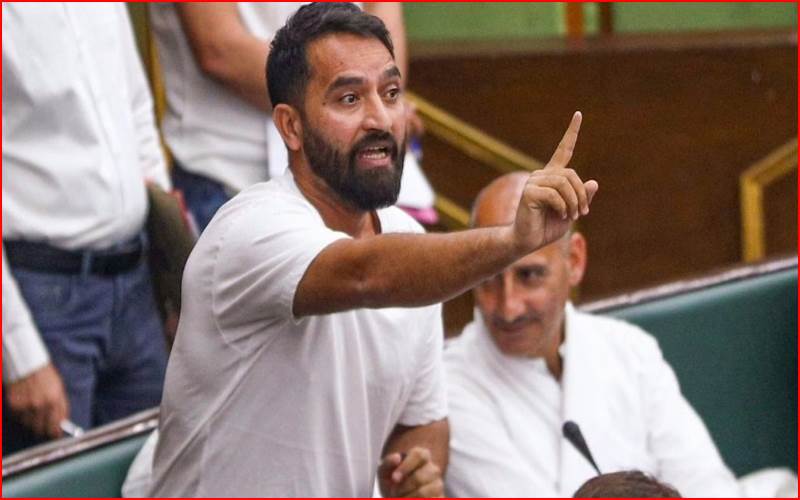 مہراج ملک کو جموں و کشمیر ہائی کورٹ سے  نہیں ملی راحت