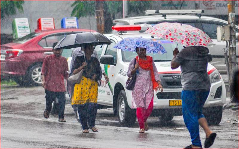 سائیکلون مونتھا  کا اثر!بہار سمیت 10 ریاستوں میں شدید بارش کا الرٹ 