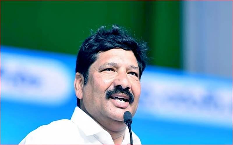  وائی ایس آر کانگریس لیڈر جوگی رمیش گرفتار،شراب گھوٹالہ معاملہ میں کاروائی