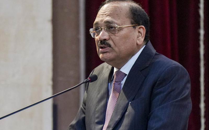ٹویشا شرما کیس: سپریم کورٹ کا سخت تبصرہ، میڈیا کو ذمہ دارانہ رپورٹنگ اور عدلیہ پر غیر مصدقہ الزامات سے گریز کی ہدایت