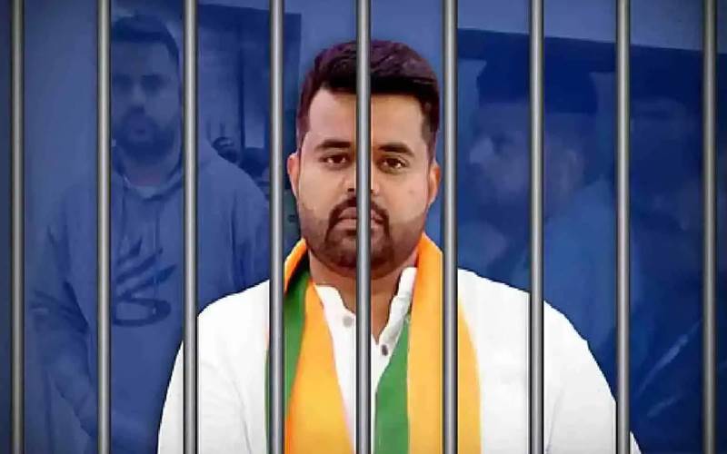 پرجول ریونا کے جیل سیل سے موبائل برآمد، 80 سے زائد فحش ویڈیوز کا دعویٰ
