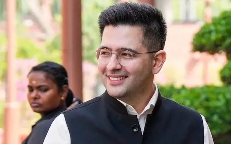 راگھو چڈھا کا اے اے پی پر سخت حملہ، کیجریوال کا بنگلہ دہلی انتخابات میں شکست کی بڑی وجہ