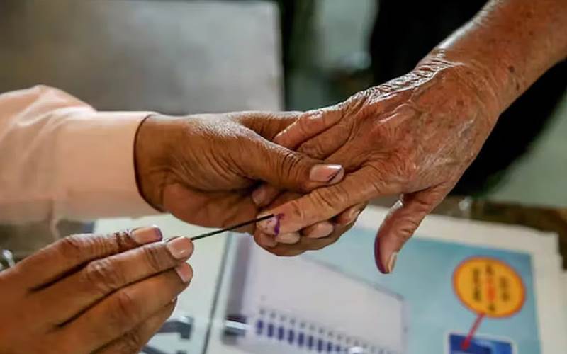 مہاراشٹر میں 22 میونسپل کونسلوں کے انتخابات ملتوی، امیدواروں کو مایوسی 