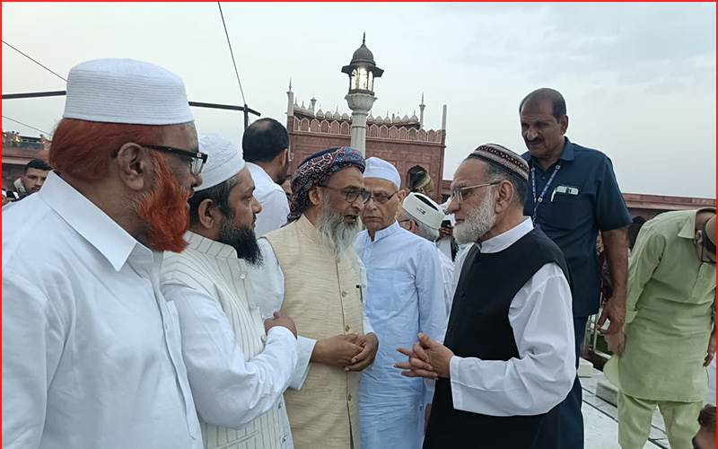 جمعیۃ علماء ہند کے وفد کی شاہی  امام سید احمد بخاری سے ملاقات، والدہ کے انتقال پر تعزیت