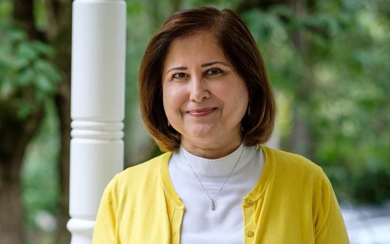 حیدرآباد سے تعلق رکھنے والی غزالہ ہاشمی، امریکی ریاست ورجینیا کی لیفٹیننٹ گورنر منتخب