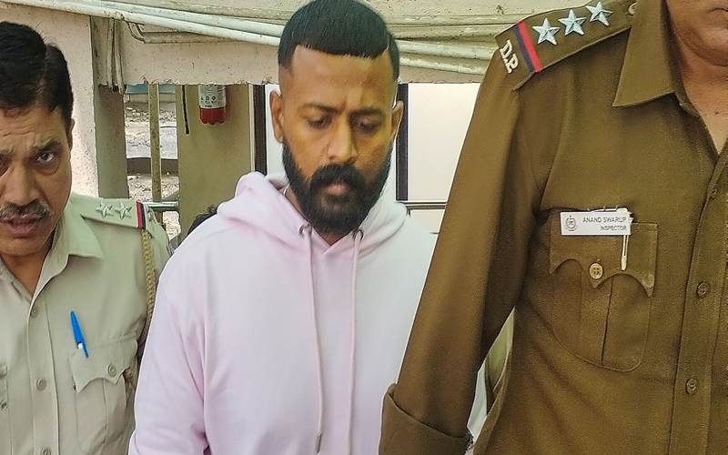 سکیش چندر شیکھر کو عدالت سے بڑا جھٹکا، مقدمے میں مجرم ثابت