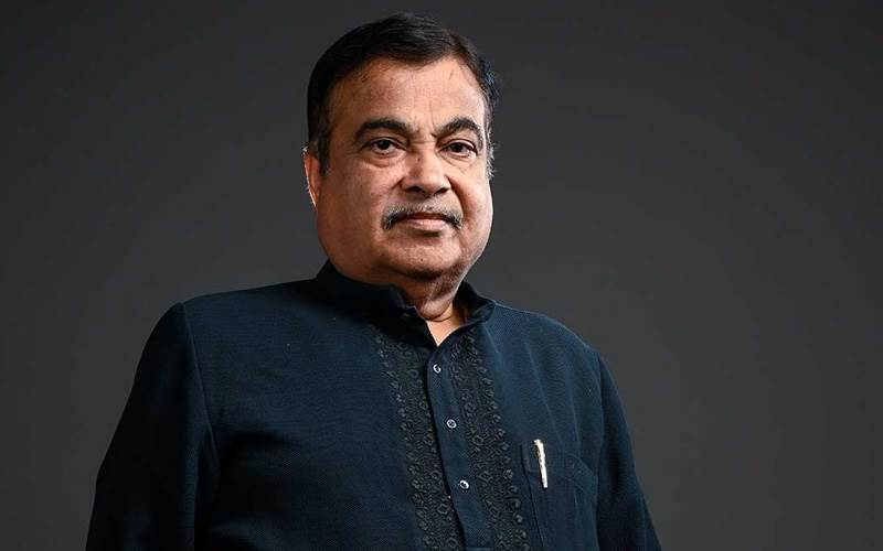 پٹرول اور ڈیزل گاڑیوں کا مستقبل نہیں، متبادل ایندھن کی طرف فوری منتقلی ضروری،  نتن گڈکری 