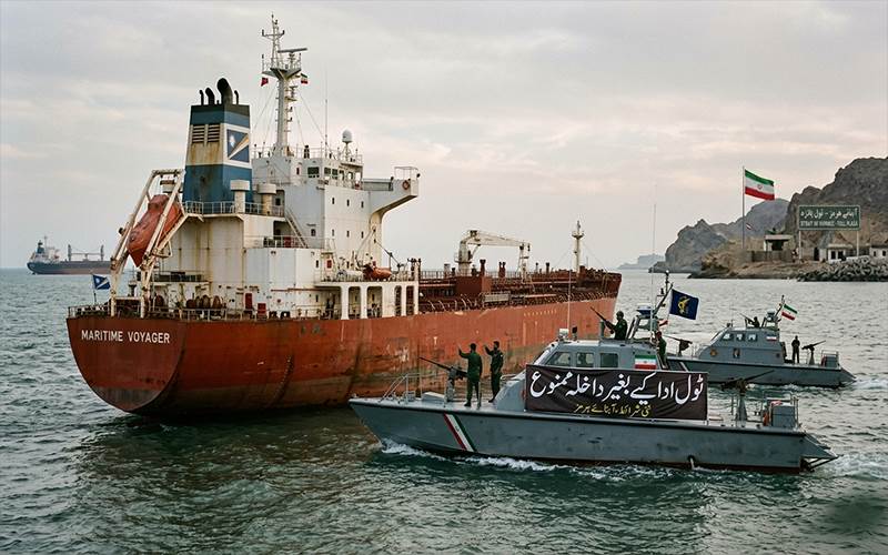 آبنائے ہرمز میں ایران نے عائد کی نئی ​​شرائط ،ٹول ادا کیے بغیر بحری جہازوں کو داخلے کی اجازت نہیں 