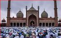 ملک بھر میں  ادا کی گئی نمازعید الاضحیٰ  ، امن و بھائی چارگی  کے لیے خصوصی دعائیں